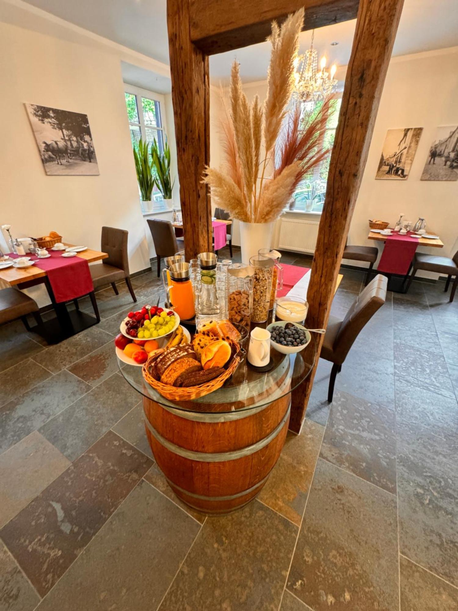 Hotel Ferienweingut Rudorfer Valwig Exterior foto