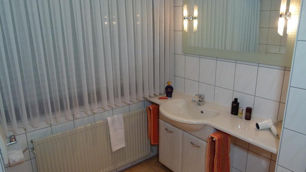 Hotel Ferienweingut Rudorfer Valwig Habitación foto